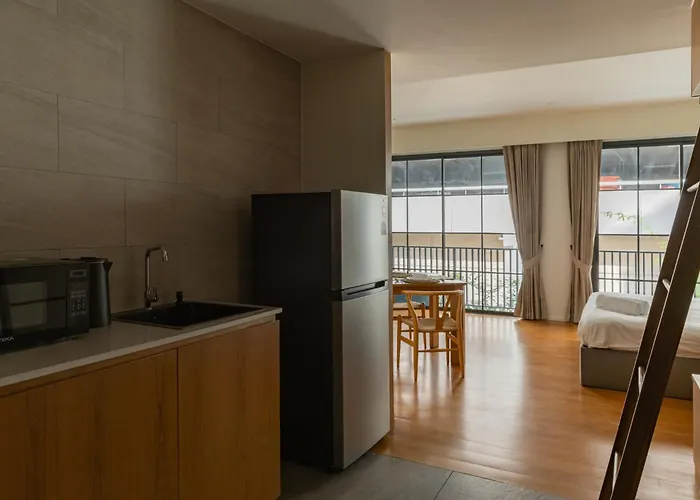 Q Space Sathon-narathiwas18 Bangkok